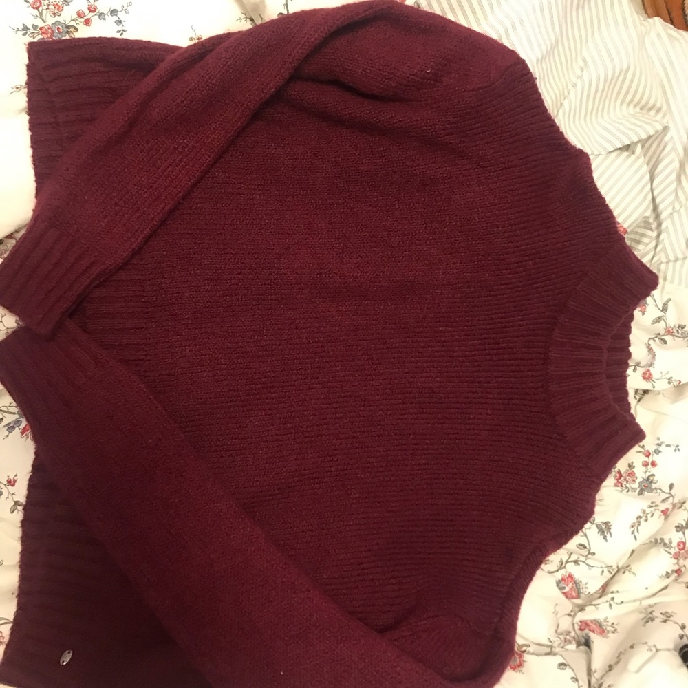 American eagle sweater